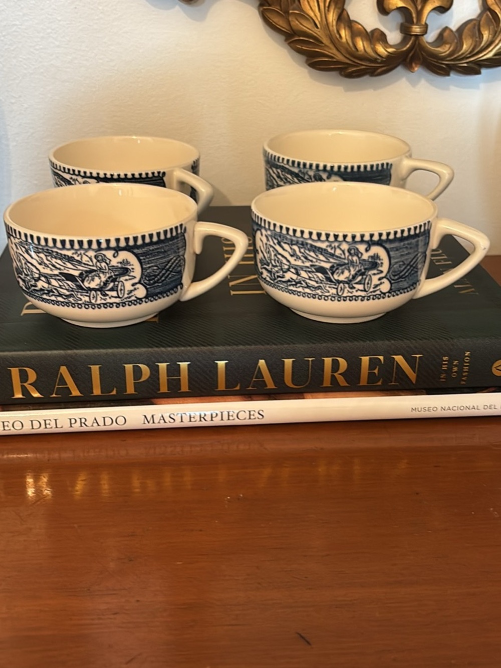 4 Tea Cups Currier & Ives Blue & White